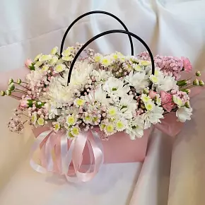Мелкие цветы в сумке